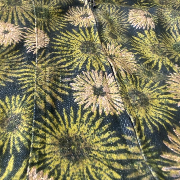 Christopher & Banks Green gold zip jacket. EUC! Size Large - Picture 7 of 9